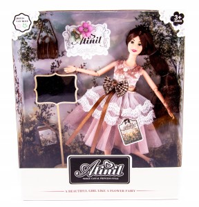 KSIĘŻNICZKA W SUKIENCE BALOWEJ LALKA Z AKCESORIAMI